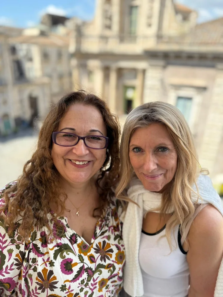 Lisa and Lori, hosts of Sicilia-Vita